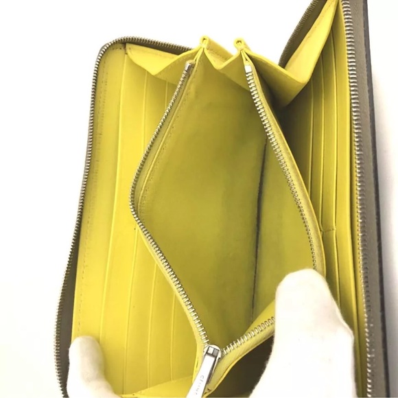 228 Celine Leather Zipped  Around Long Wallet - Picture 6 of 9